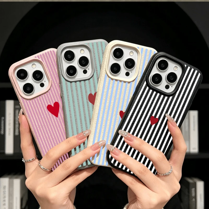 غطاء هاتف مخطط ملون بتصميم قلب - مراجعة Realme Note 50 وسعره